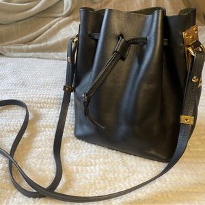 SOPHIE HULME GENUINE LEATHER MEDIUM BUCKET BAG
